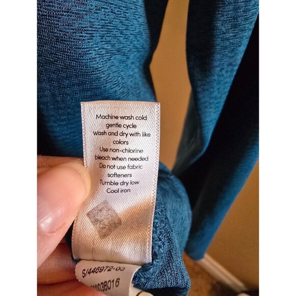 Athleta long sleeve athletic top with twist open back size large - Picture 6 of 8